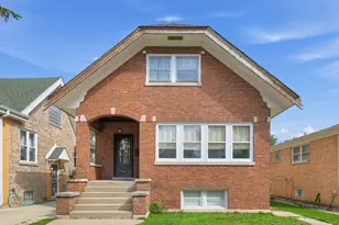 2645 N Mobile Ave, Chicago, IL 60639 - Photo 1