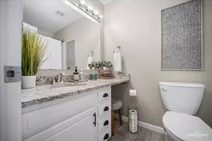 875 Golf Course Rd, Crystal Lake, IL 60014 - Photo 14