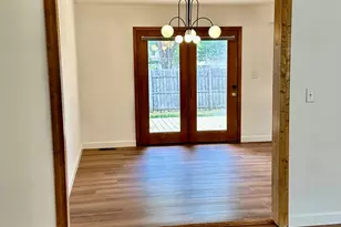 142 Fielder Dr, Salem, IL 62881 - Photo 10