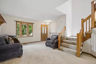 8909 Village Square Lane, Brookfield, IL 60513 - Photo 4