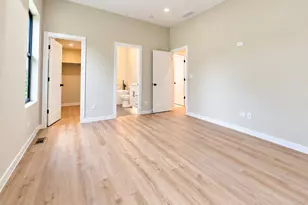 201 Capri Dr Dr, Round Lake, IL 60073 - Photo 18