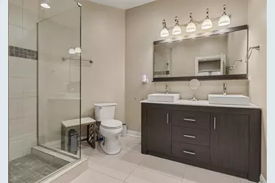 4628 S Langley Avenue, Chicago, IL 60653 - Photo 14
