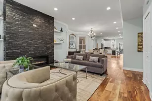 4628 S Langley Ave, Chicago, IL 60653 - Photo 2