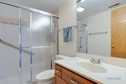 1470 Jefferson Street #204, Des Plaines, IL 60016 - Photo 24