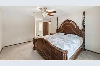 6157 Willowhill Road #D, Willowbrook, IL 60527 - Photo 12