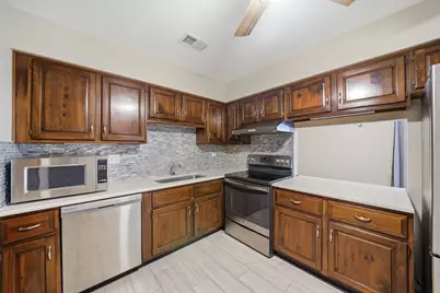 6157 Willowhill Road #D, Willowbrook, IL 60527 - Photo 8