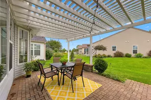 12211 Russet Ln, Huntley, IL 60142 - Photo 2