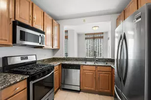 125 S Jefferson St, Chicago, IL 60661 - Photo 8