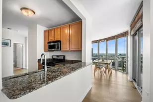 125 S Jefferson St, Chicago, IL 60661 - Photo 6