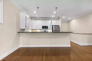 2717 N Southport Ave, Chicago, IL 60614 - Photo 6