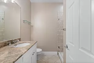 2717 N Southport Ave, Chicago, IL 60614 - Photo 16