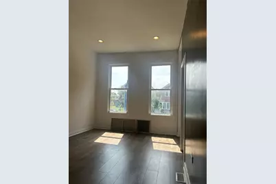 4040 W Carroll Avenue, Chicago, IL 60624 - Photo 2