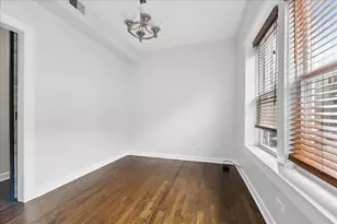 871 W Cornelia Ave, Chicago, IL 60657 - Photo 12