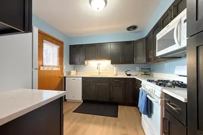 914 W St. James Street #1, Arlington Heights, IL 60005 - Photo 6