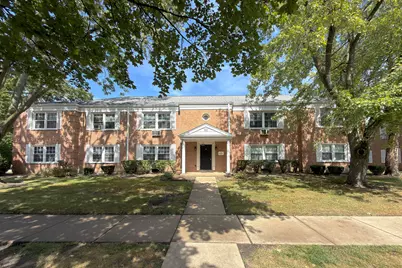 914 W St. James Street #1, Arlington Heights, IL 60005 - Photo 2