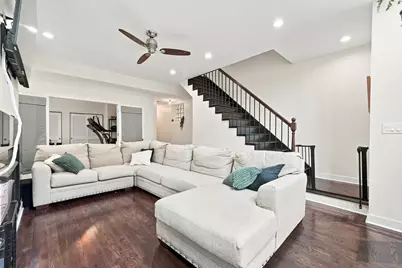 2521 W Flournoy Street, Chicago, IL 60612 - Photo 10