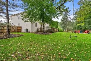 2214 W Waterford Ct, Round Lake, IL 60073 - Photo 28