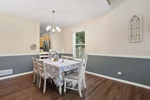 2214 W Waterford Ct, Round Lake, IL 60073 - Photo 6