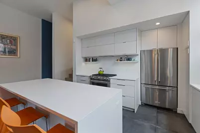 559 E 50th Street, Chicago, IL 60615 - Photo 16