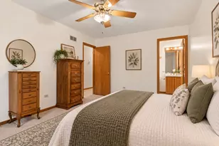 11239 S Avon Ave, Alsip, IL 60803 - Photo 10