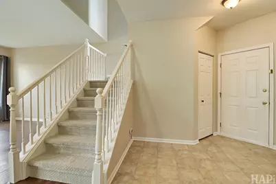 533 N Red Deer Road #533, Round Lake, IL 60073 - Photo 4