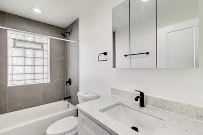 7250 N Western Avenue #511, Chicago, IL 60645 - Photo 12