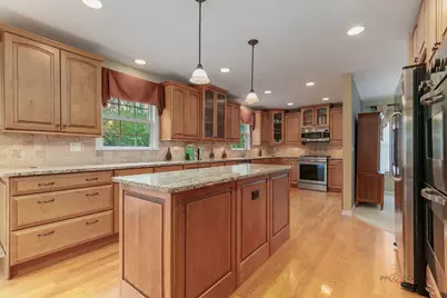 364 Gatewood Lane, Grayslake, IL 60030 - Photo 6
