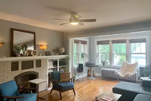 2439 W Gunnison St, Chicago, IL 60625 - Photo 8