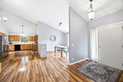 1266 Amber Court, Woodstock, IL 60098 - Photo 6