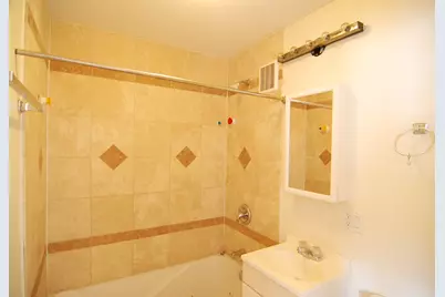 5318 N Francisco Avenue #3N, Chicago, IL 60625 - Photo 8