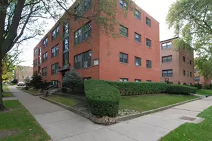 5318 N Francisco Ave, Chicago, IL 60625 - Photo 1