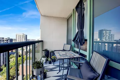 111 W Maple Street #1608, Chicago, IL 60610 - Photo 2