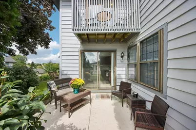 736 Glen Way, Gurnee, IL 60031 - Photo 12
