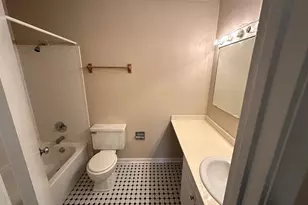 6165 Knoll Wood Rd, Willowbrook, IL 60527 - Photo 6