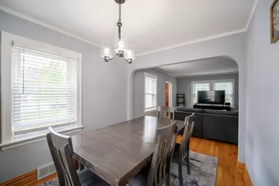 1686 Lunt Avenue, Des Plaines, IL 60018 - Photo 6