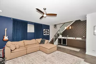 1617 W Grand Ave, Chicago, IL 60622 - Photo 20