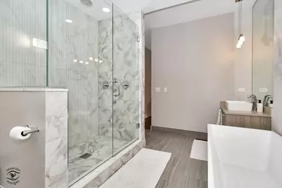 1617 W Grand Avenue #1W, Chicago, IL 60622 - Photo 14