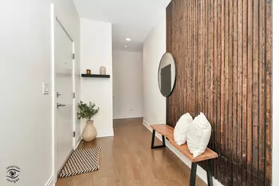 1617 W Grand Avenue #1W, Chicago, IL 60622 - Photo 2