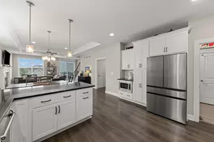 17063 Foxtail Dr, Orland Park, IL 60467 - Photo 6