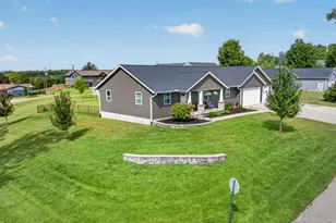 220 6th St, Fulton, IL 61252 - Photo 4