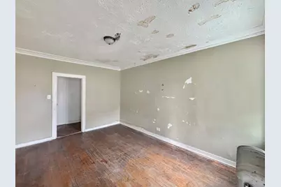 7136 S East End Avenue, Chicago, IL 60649 - Photo 14