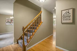 5481 Parkside Ct, Gurnee, IL 60031 - Photo 2