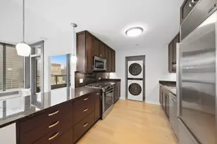 60 E Monroe St, Chicago, IL 60603 - Photo 8