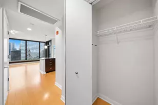 60 E Monroe St, Chicago, IL 60603 - Photo 18