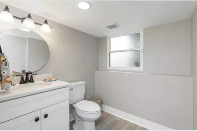 7410 Hawthorne Avenue, Woodridge, IL 60517 - Photo 20