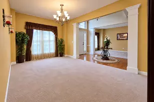 4 Snead Ct, Bolingbrook, IL 60490 - Photo 6