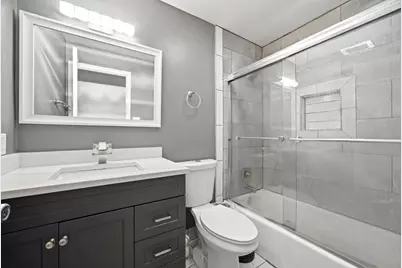 904 Chippewa Drive, Elgin, IL 60120 - Photo 18