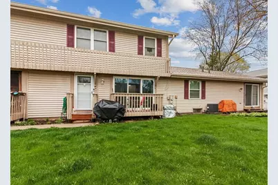 212 Hudson Court #B, Bolingbrook, IL 60440 - Photo 2