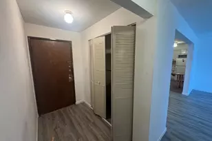 5306 N Cumberland Ave, Chicago, IL 60656 - Photo 2