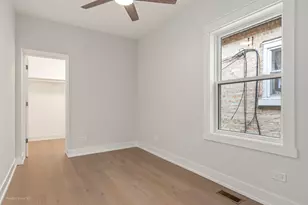 2231 W 71st St, Chicago, IL 60636 - Photo 16
